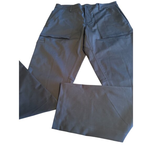 Alo Men's Black Pants 33R Lightweight Durable Polyester Cotton Blend Relaxed Fit - Picture 2 of 13